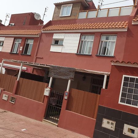 Kiki Vivienda Bed & Breakfast ซานอิซิโตร ภายนอก รูปภาพ